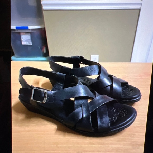 Born Shoes Born Wedge Strappy Sandals 9 Black Poshmark